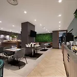Radisson Naples Nola