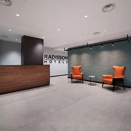Hotel Radisson Naples 4*